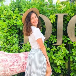 Meet your Posher, Maja